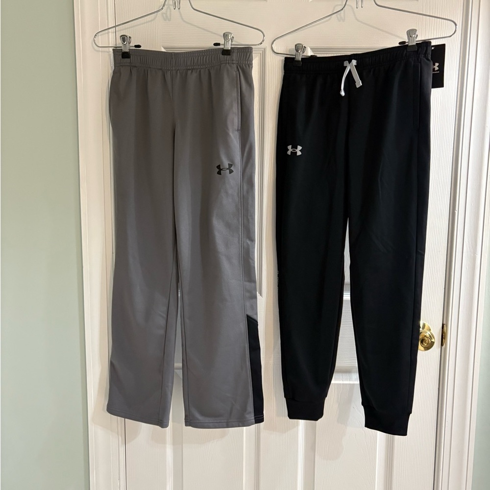 2 pairs Boys Under Armour sweatpants M
